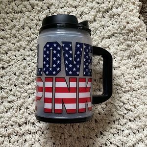 🇺🇸 NWOT PINK Patriotic Light Up Tumbler 🇺🇸
